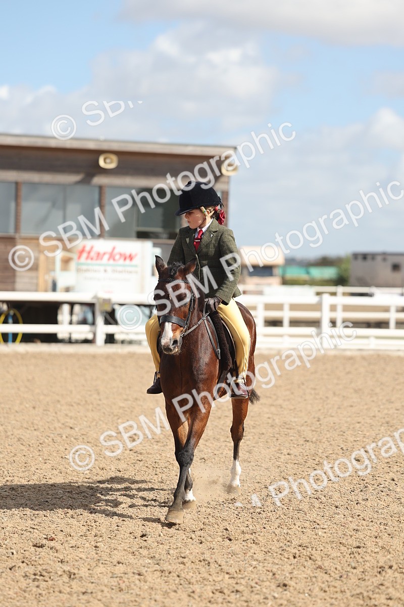SBM_23140 - Class 806 - Young Rider 10ry and Under