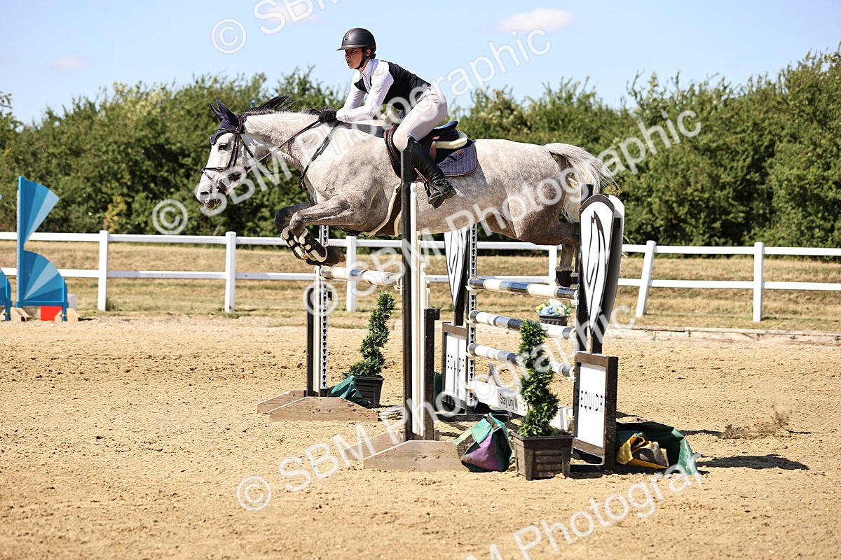 SBM_015337 - Class 16 - Senior foxhunter - 1.20m Open
