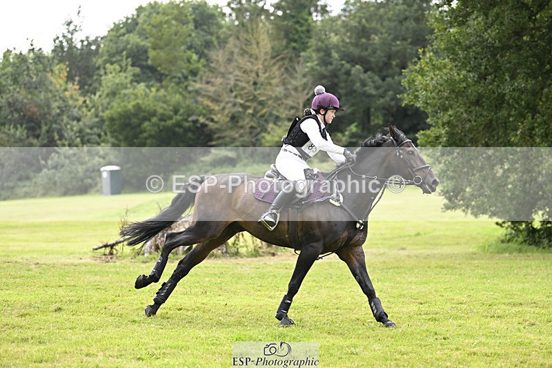 240825X-145243-35313 - 80cm XC 14.30 to 15.30