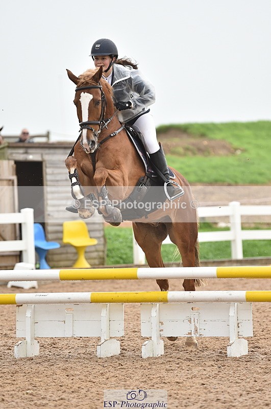 220829A-172236-00418 - 80cm Classes 5a 5b & 6