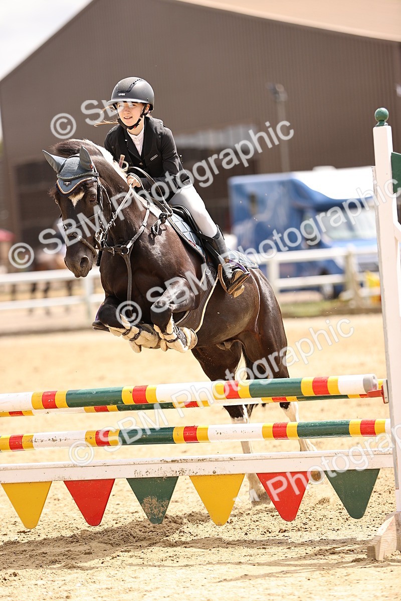 SBM_000048 - Class 3 - 90cm showjumping