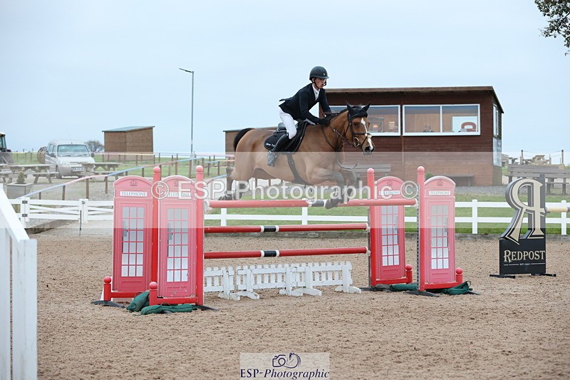 241101A-161723-03277 - FRI Cls 8 National 1.30m