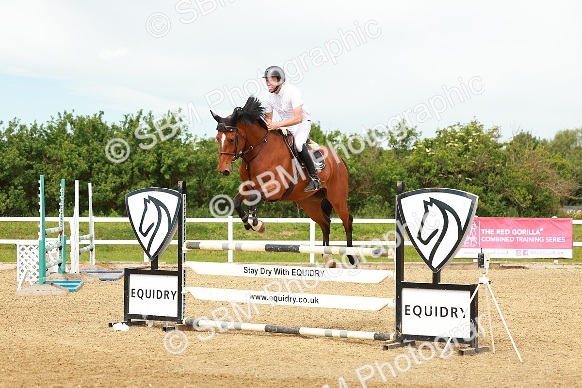 SBM_002279 - Class 4 - Senior Newcomers - 1.10m