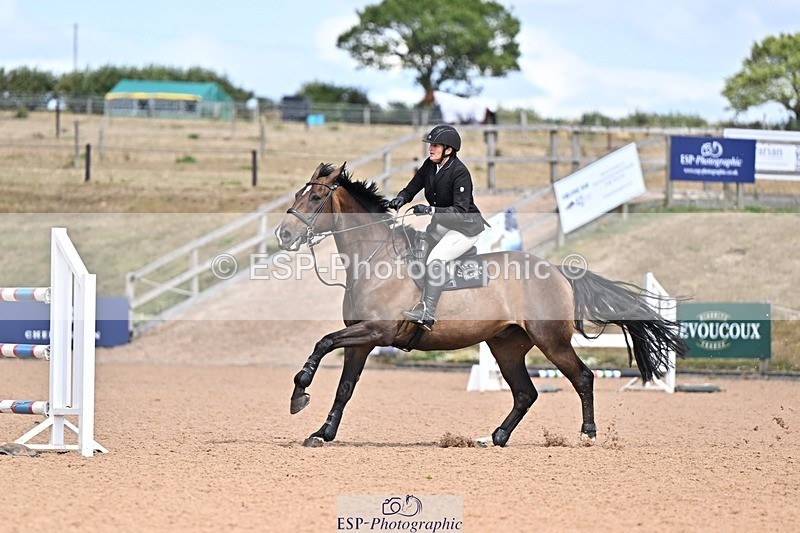 260819-143808-01168 - Cls 6 Foxhunter and 1.20m