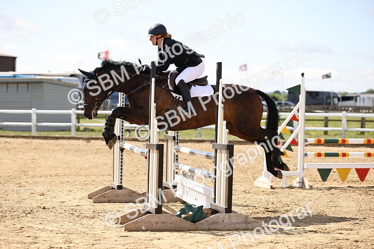 SBM_002133 - Class 9 - Senior British Novice - 90cm