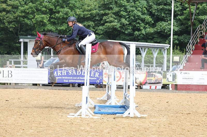 3E7A5742 - Class 5: Senior 95cm