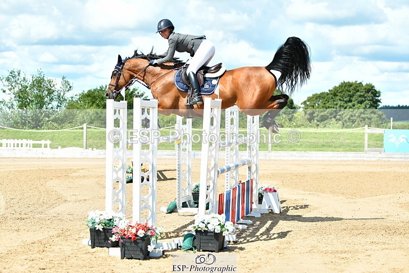 230720A-111147-02101 - Cls 5, 2 Star Medium 1.35m