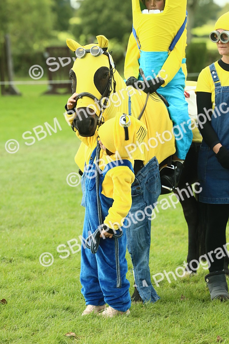 SBM_63599 - S35 - Fancy Dress Showing