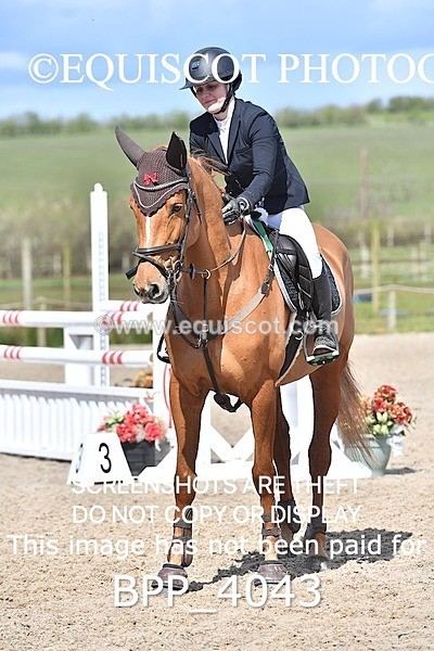 BPP_4043 - CLASS 5 FRI Senior 1.05m Open