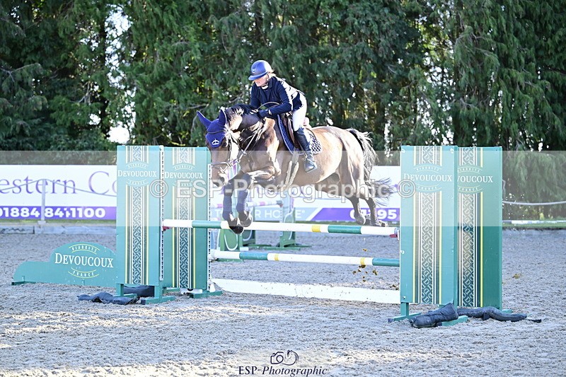 260214A-110305-00286 - 2 Discovery and 1m Open