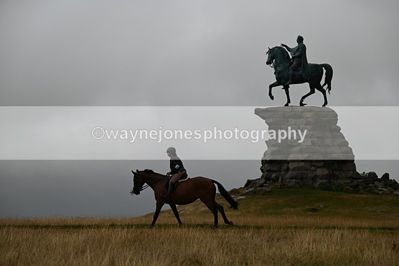 DSC_1749 - Time at Statue 12:13 to 12:32
