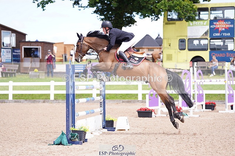 240721A-140216-18602 - Cls 32, YH 6 Yr Olds 1.30m