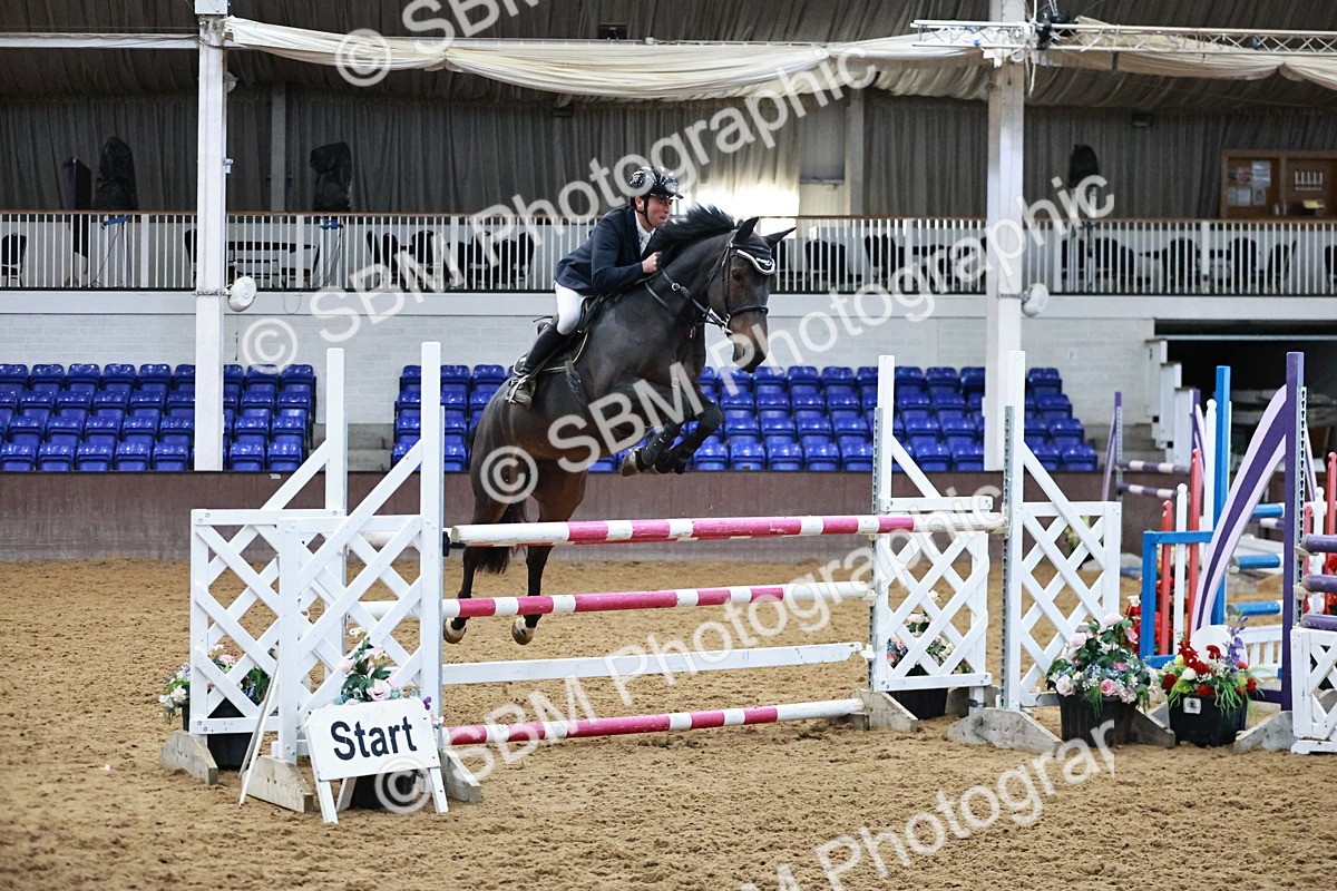 SBM_002009 - Class 5 - Senior Foxhunter 1.20m