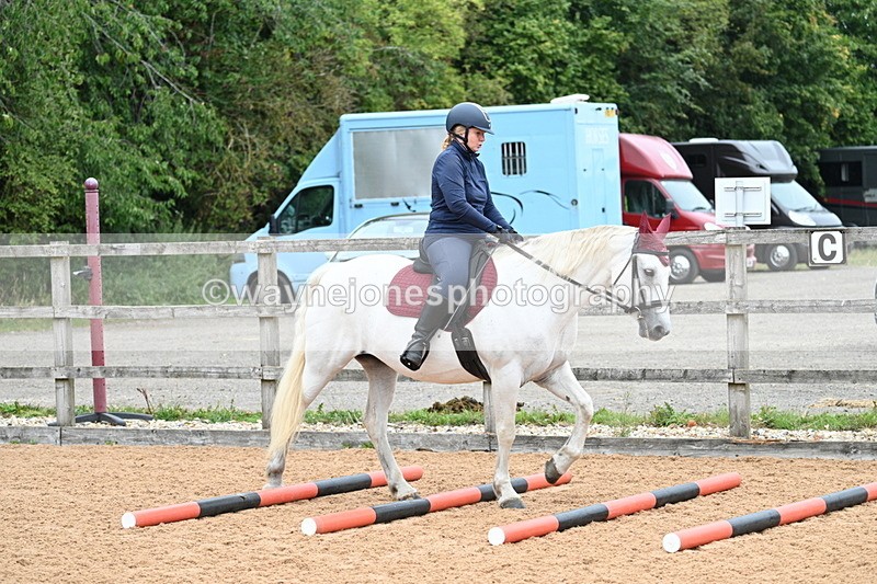 WJ7_7535 - Poles 10:00am