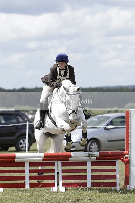 BVHT 140517 N-387 - Class 2 SJ Novice 14/05/17