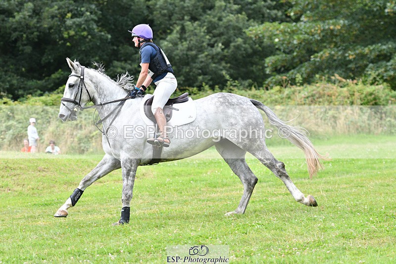 240804-112111-11759 - 312-Charlotte_Billson-KILLYCLOGHAN_MR_MOONSHINE