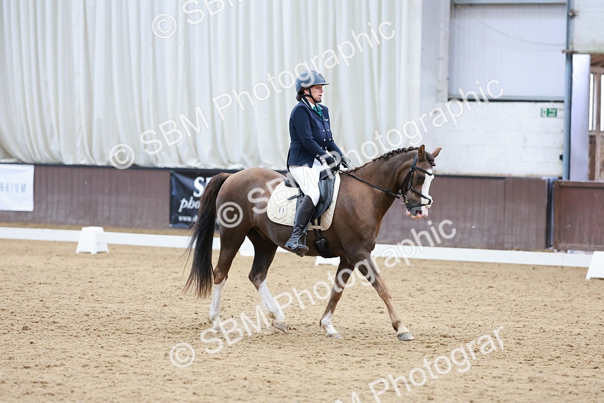 SBM_010107 - Class 6b - Novice 6 - 12.40-13.43