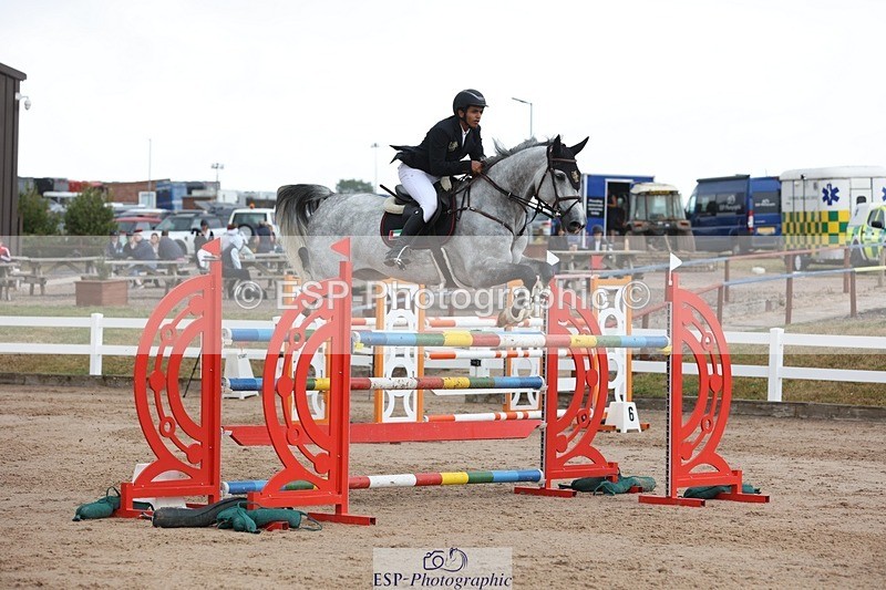 250717-135626-05675 - Cls 1, 3 Star Small Tour Start to Break