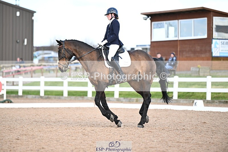 240324A-133024-03665 - Novice 27, 12.30 to 13.50