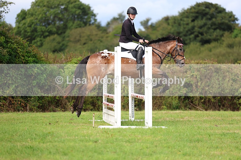 3E7A5851 - Class 2: 70cm Juniors and Seniors