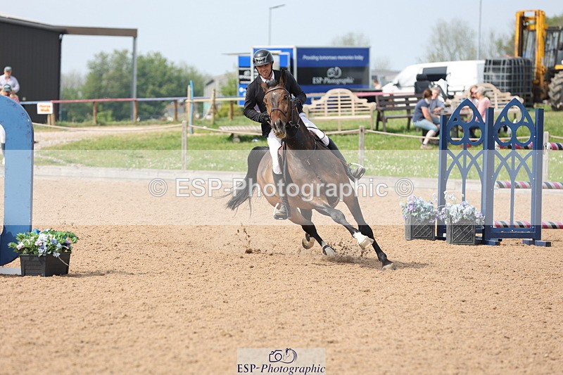 240511A-153614-14741 - Cls 36 National 1.30m Open