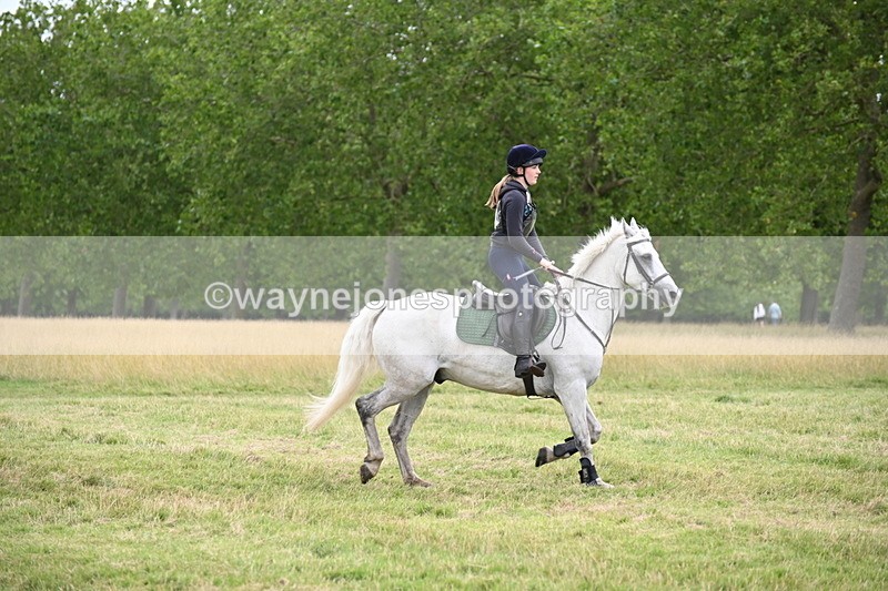 WJ6_4717 - Time at Jump 13:04 to 13:34