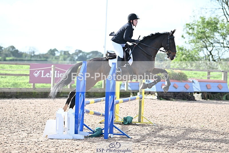 231029A-110339-02878 - 80cm Club and Schools