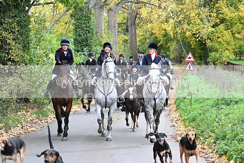 WJ7_7204 - Walk Home..