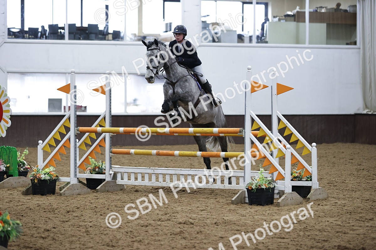 SBM_001491 - Class 4 - Senior Newcomers/ 1.10m Open