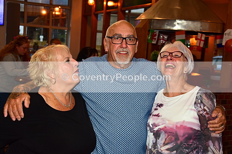 COU-390 - Courtney's 21st