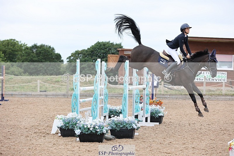 250629-133131-12130 - Cls 28 Pony Foxhunter Jump Offs & Presentations