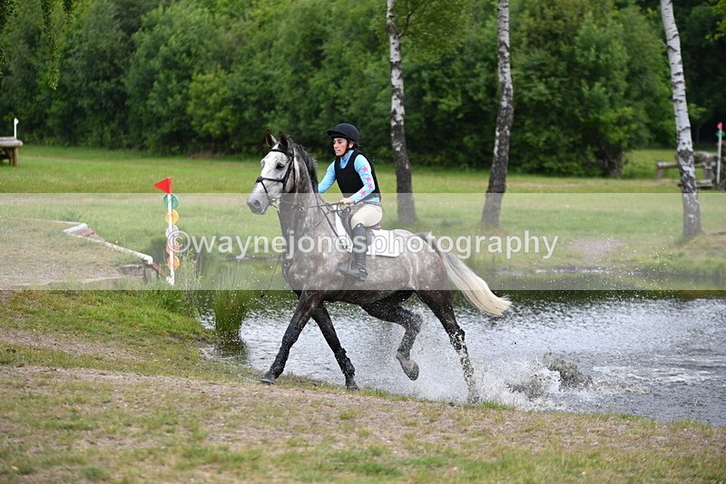 WJ5_5656 - Tweseldown 3-Phase Training (XC) 19-05-25