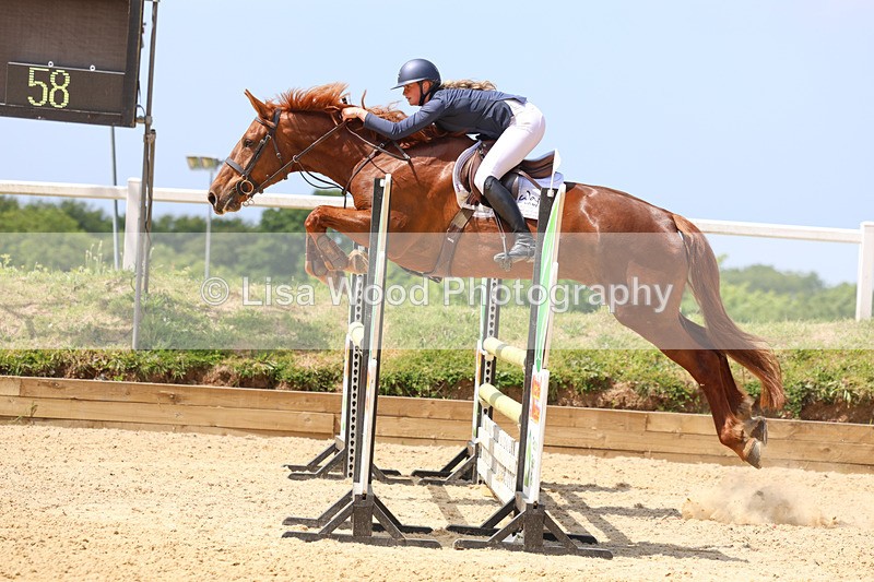 3E7A0361 - Class 10: Senior 95cm open