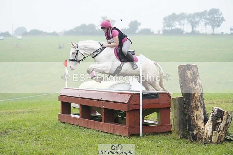 240901A-161406-11006 - 576-Tabitha.Bluck-PENDANN.REEF