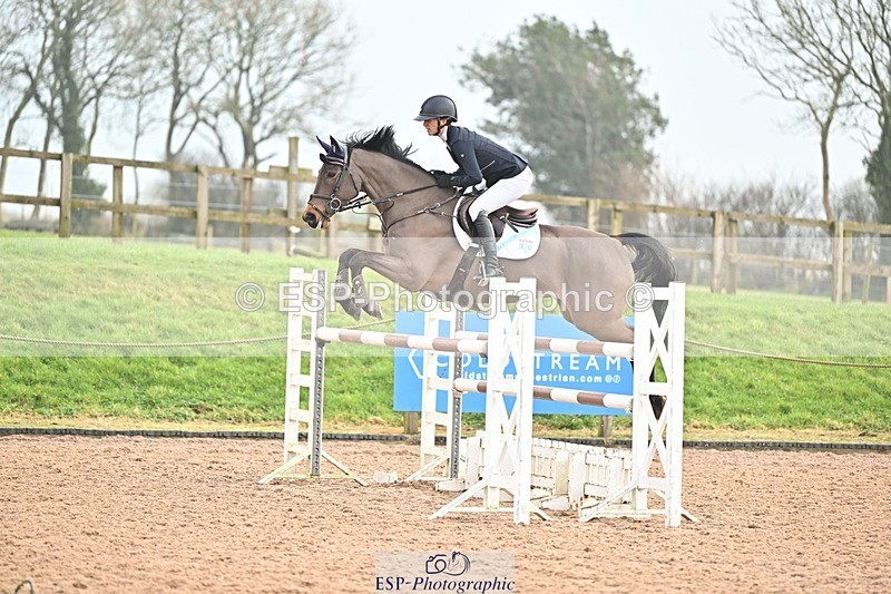 250122-141033-00583 - Cls 6 Foxhunter and 1.20m