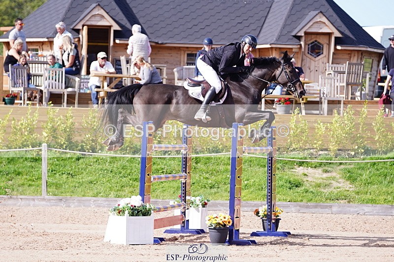 240803A-170028-09439 - Cls 33 National 1.40m Open