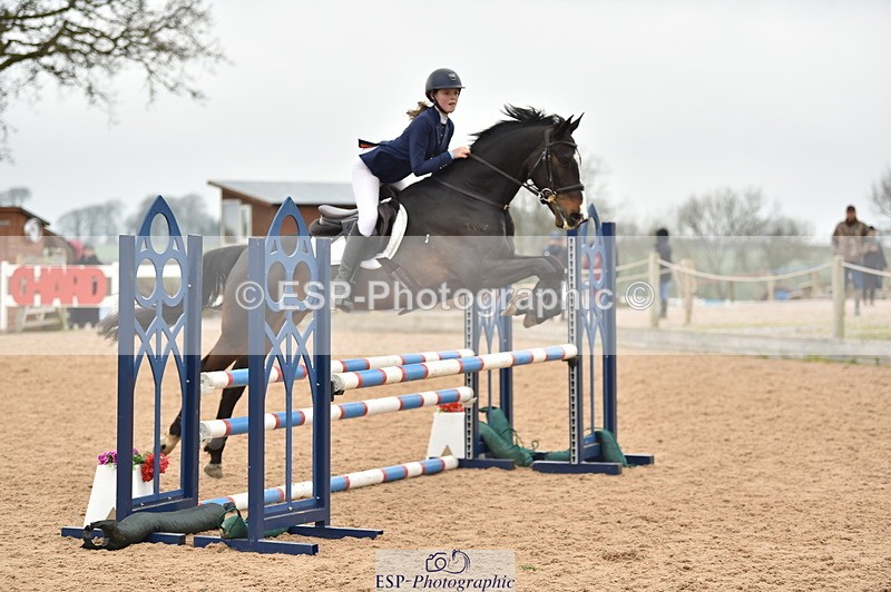 240331A-105242-00549 - 90cm First Round