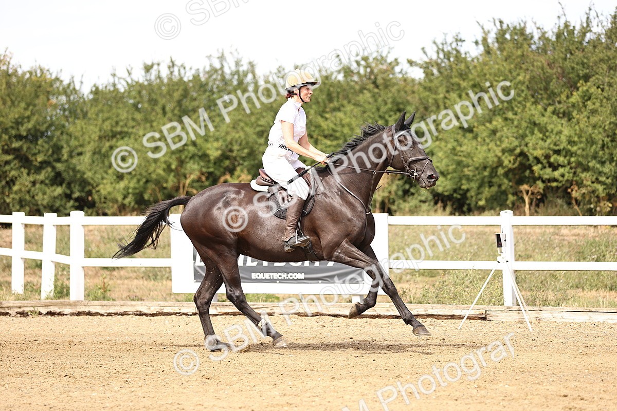 SBM_001073 - Class 4 - Senior Discovery - 1.00m Open