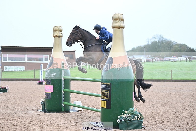 231013A-161612-03260 - Cls 10 National 1.30m Open