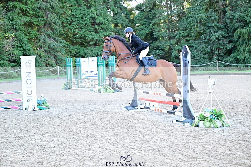 260905A-085342-00139 - Cls 01 AB 70cm Snr & Jnr