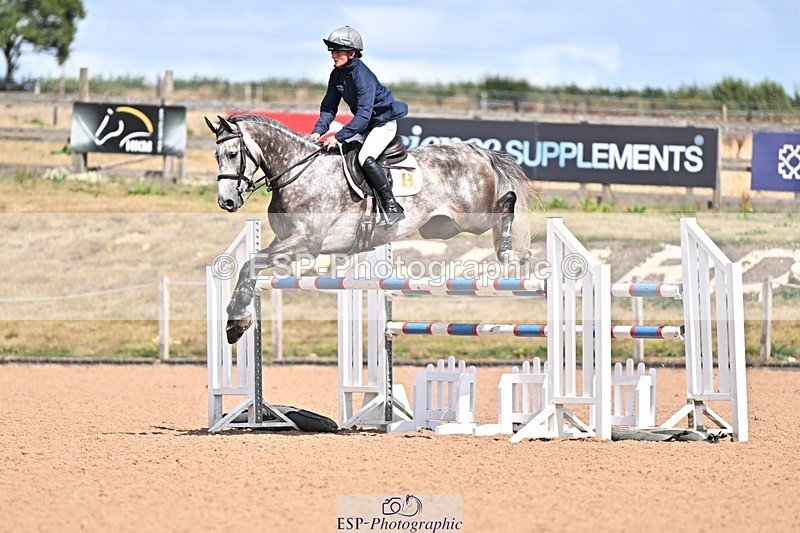 260819-145029-01229 - Cls 6 Foxhunter and 1.20m