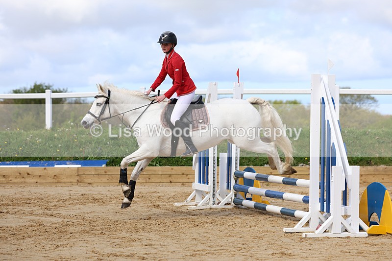 3E7A6103 - Class 4: 60cm Junior