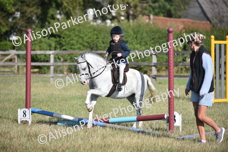 20260906-0566 - Class 6 - Minimus Jumping