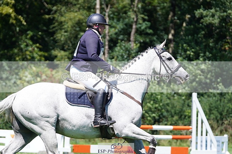 240811A-131202-03829 - 158-