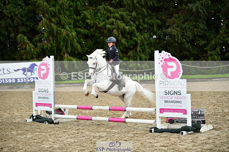 251004A-110616-00531 - Classes 4 & 5 50cm