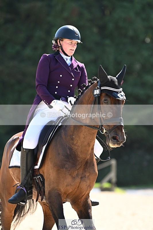 240811-150335-06593 - 153-Nicola.Kayes-BOSS.X