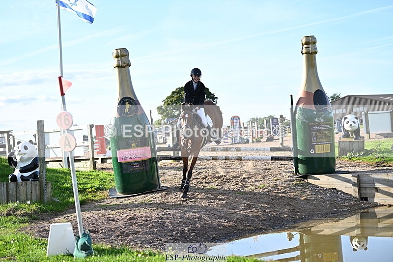 240913A-174627-05713 - Cls 19 Snr 1m Open Speed Derby