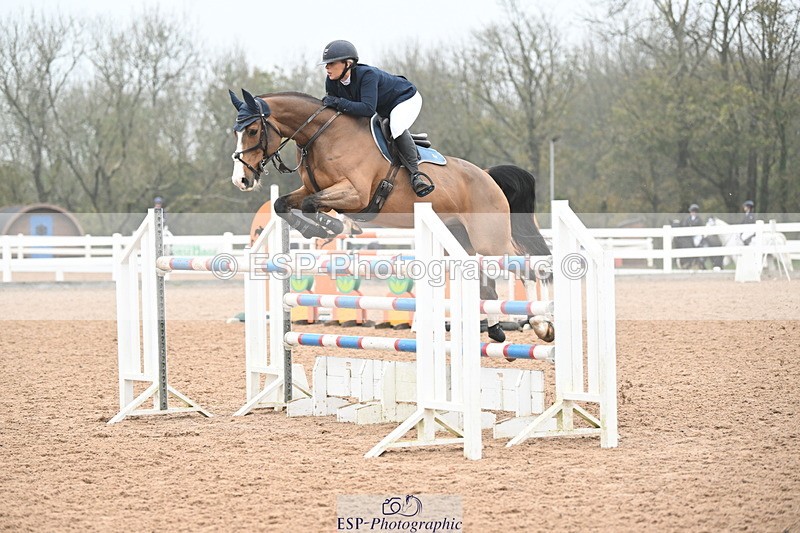 241102A-123758-04602 - SAT Cls 15 Foxhunter and 1.20m Open