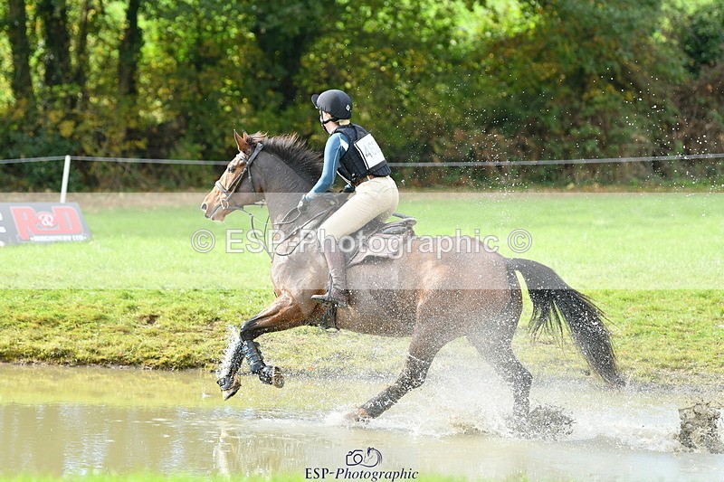 251025A-131510-19927 - F-462-Hayley.Allen