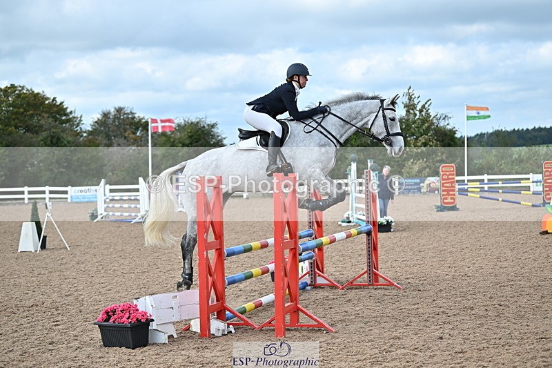 241005A-114623-03542 - SAT Cls 17 95cm Amateur Quali